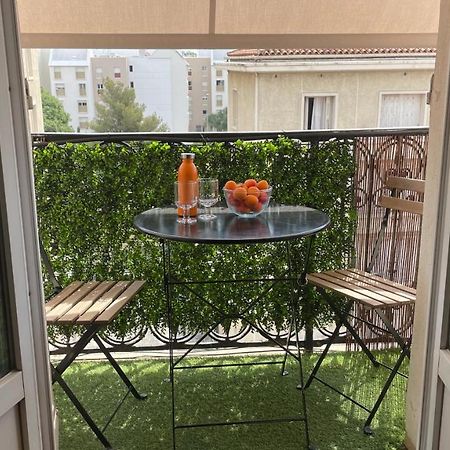 Appartement Mignon Calme Douillet Ascenseur Clim Etage Eleve Proche Parking Et Toutes Commodites Au Coeur Du Toulon Historique Екстер'єр фото