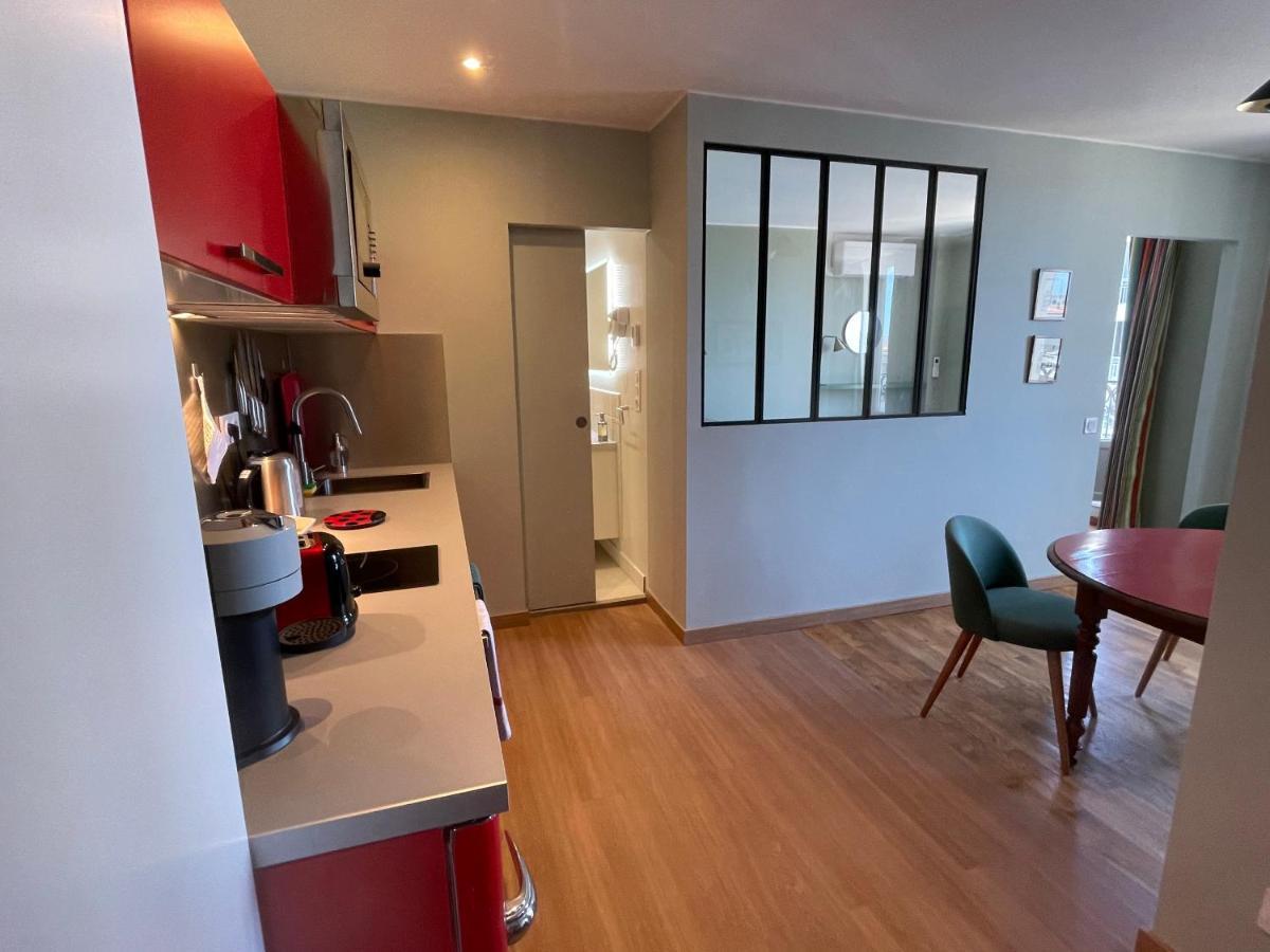 Appartement Mignon Calme Douillet Ascenseur Clim Etage Eleve Proche Parking Et Toutes Commodites Au Coeur Du Toulon Historique Екстер'єр фото