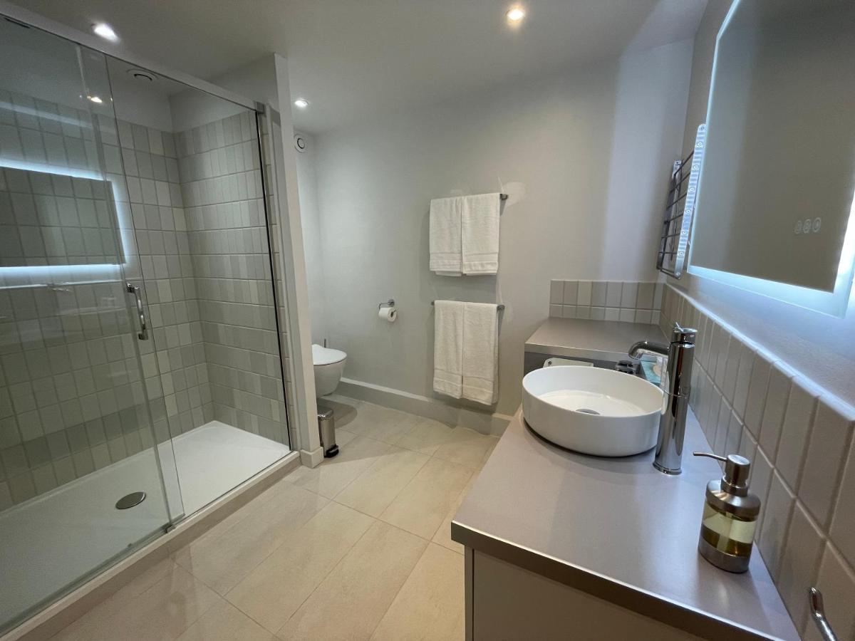 Appartement Mignon Calme Douillet Ascenseur Clim Etage Eleve Proche Parking Et Toutes Commodites Au Coeur Du Toulon Historique Екстер'єр фото