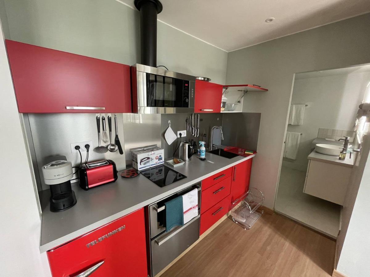 Appartement Mignon Calme Douillet Ascenseur Clim Etage Eleve Proche Parking Et Toutes Commodites Au Coeur Du Toulon Historique Екстер'єр фото