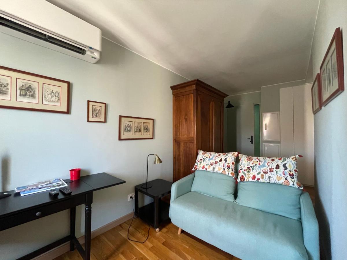 Appartement Mignon Calme Douillet Ascenseur Clim Etage Eleve Proche Parking Et Toutes Commodites Au Coeur Du Toulon Historique Екстер'єр фото