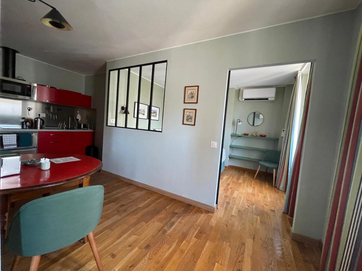 Appartement Mignon Calme Douillet Ascenseur Clim Etage Eleve Proche Parking Et Toutes Commodites Au Coeur Du Toulon Historique Екстер'єр фото